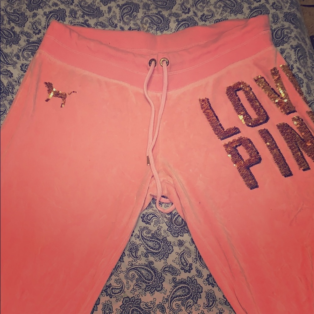 Victoria’s Secret PINK velvet flared sweatpants!